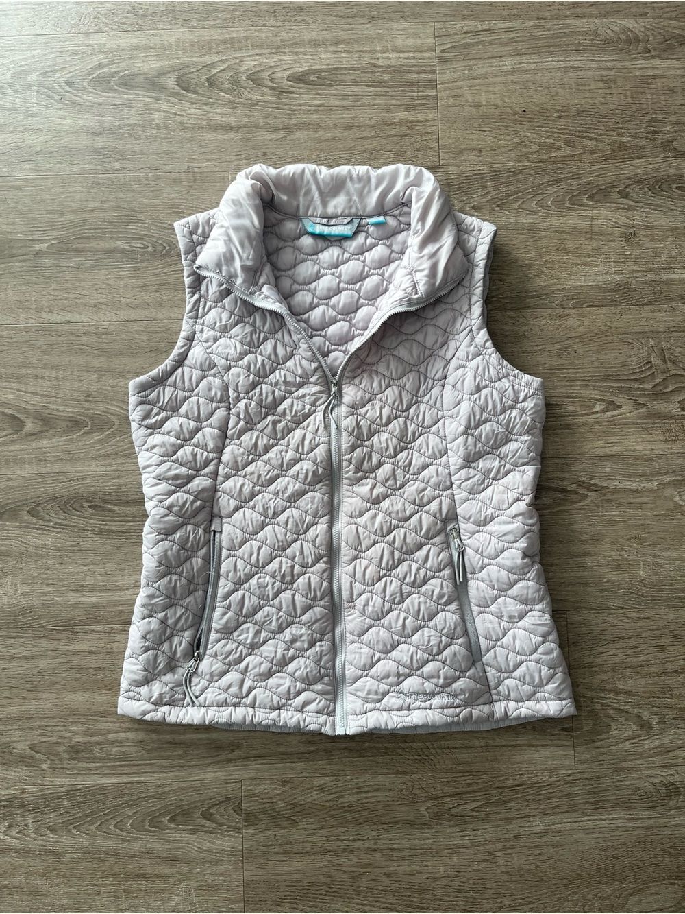 Free Country Quilted Puffer Vest Womens Large Silver Chip Wave Full Zip Light